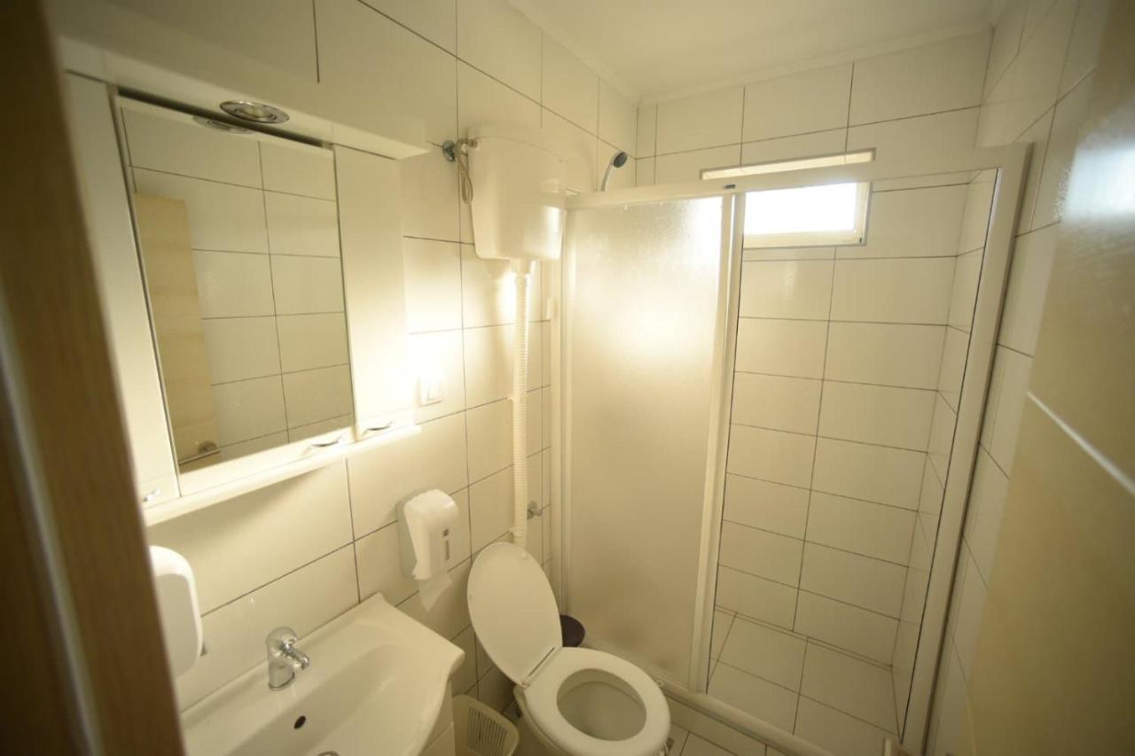 Apartment Uzicki-konaci *
