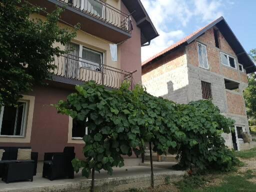 Uzicki-konaci Apartment *